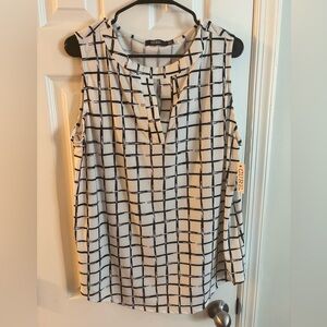 Black and White Sleeveless Boxy Blouse with Mandarin Collar